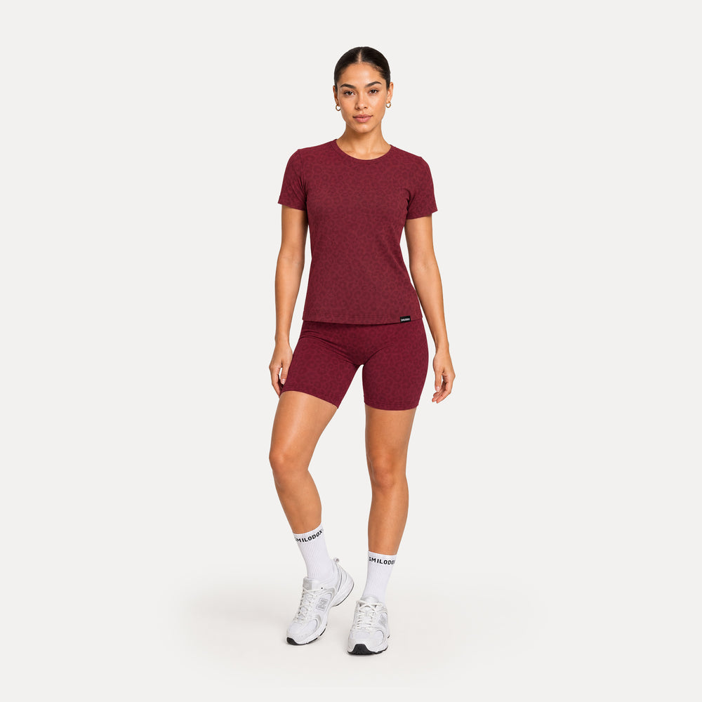 LEO Shorts Velvara